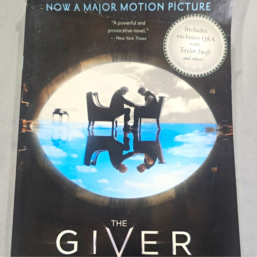 The Giver by Lois Lowry Paperback Movie Tie-In YA Dystopian Juvenile Fiction